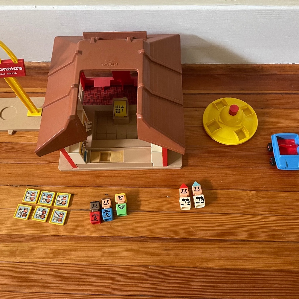 Vintage 1974 Playskool McDonalds play set